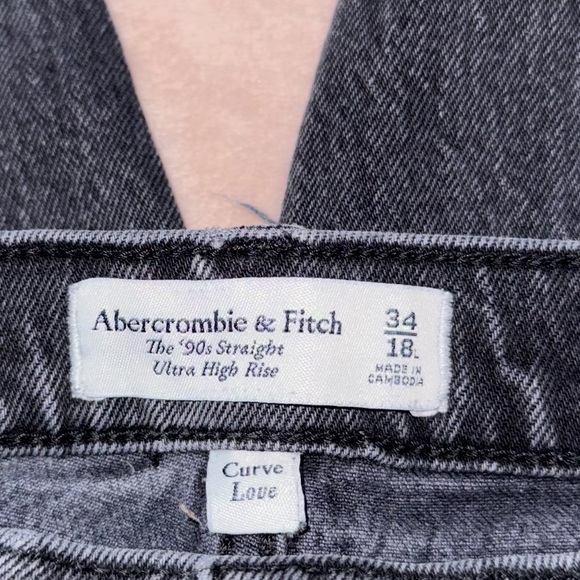 Abercrombie & fitch the 90,s straight ultra high rise Jean size 34/L32 - Picture 6 of 11